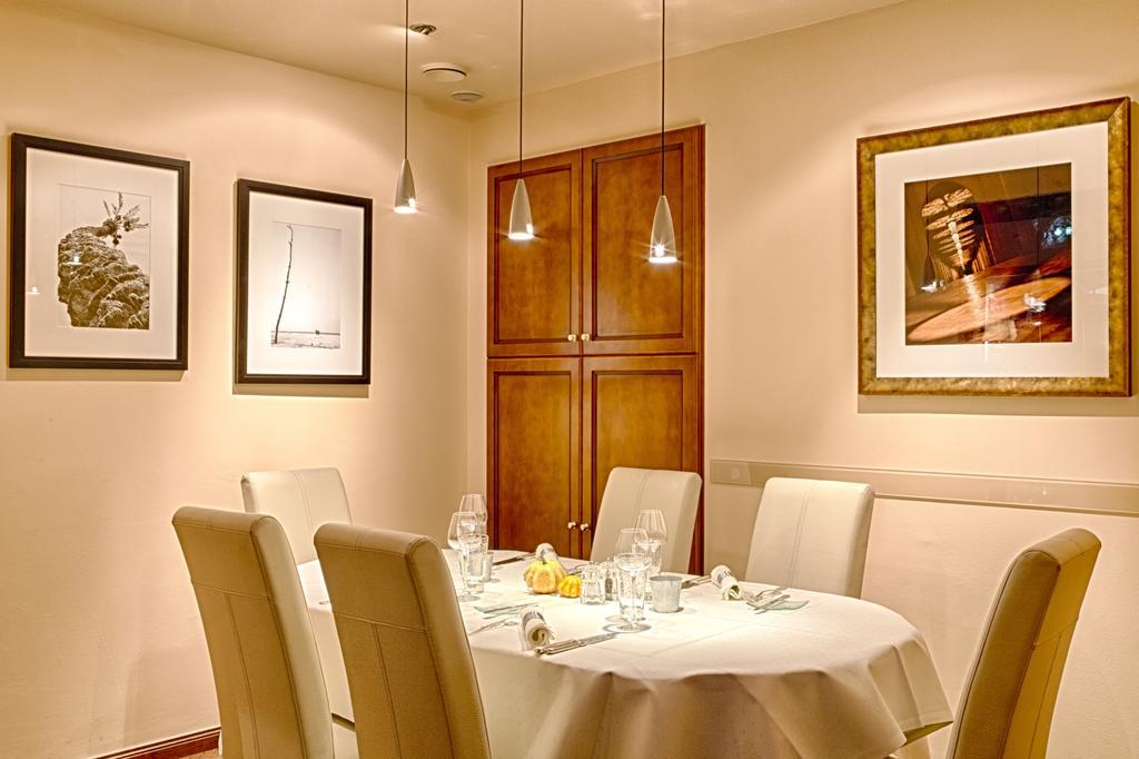 Hotel Restaurant "Le Strasbourg" Bitche Esterno foto