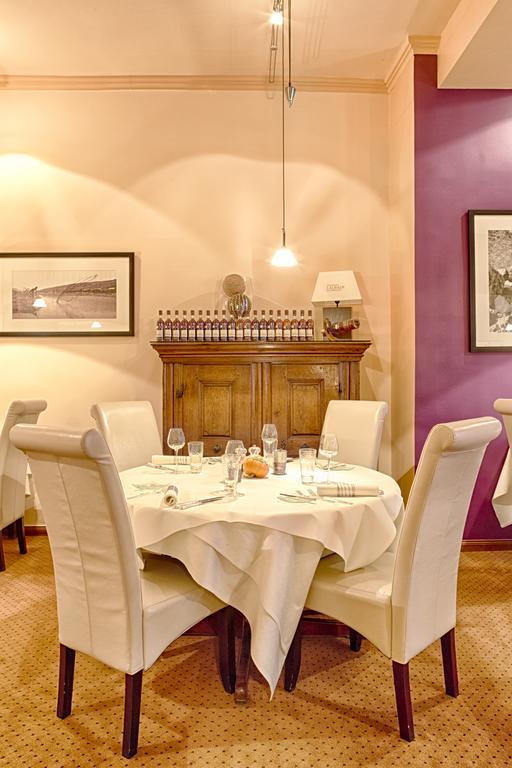 Hotel Restaurant "Le Strasbourg" Bitche Esterno foto